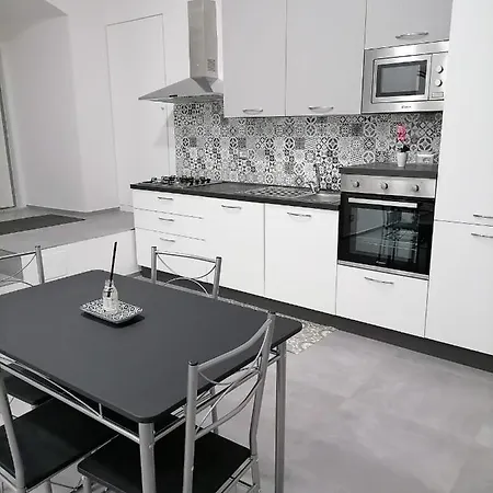 Darsena Apartments1 Molfetta