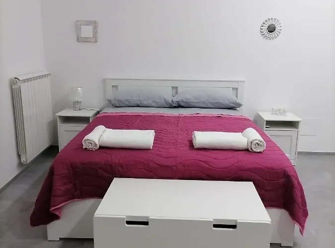 Darsena Apartments1 * Molfetta